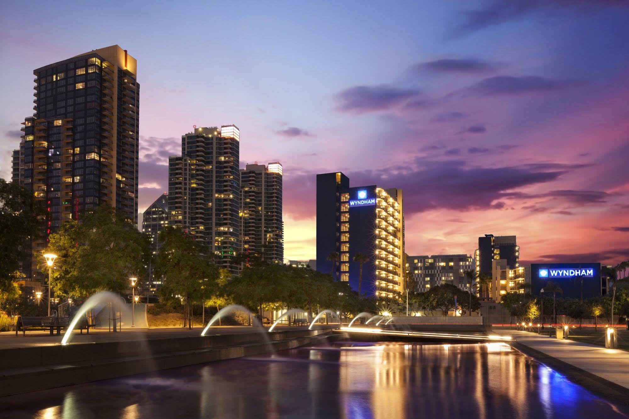 วินด์แฮม ซาน ดิเอโก เบย์ไซด์ Hotel ซานดิเอโก ภายนอก รูปภาพ